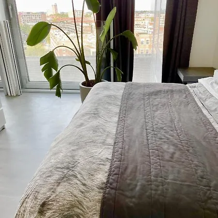 Apartment City Vibes
